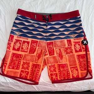 Hurley men’s baiting suit size 32